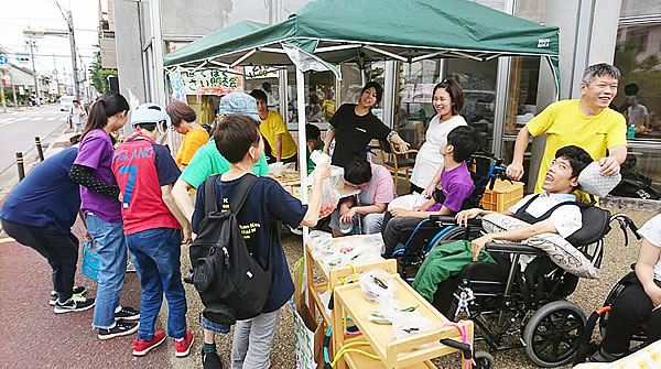 お野菜販売会